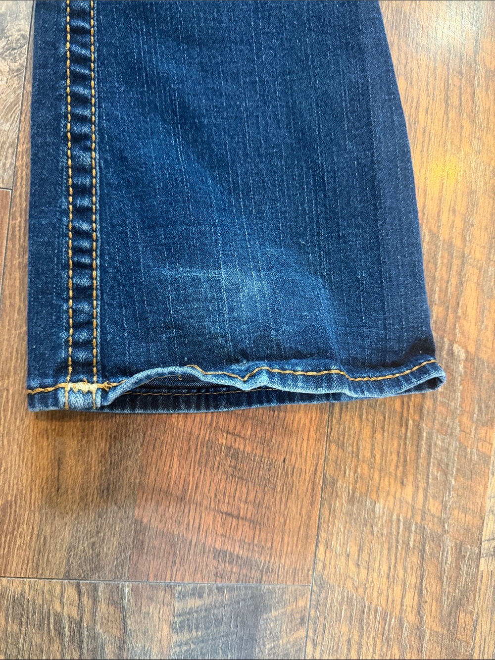 True Religion Dark Blue Flare Jeans for Women 28 (6011) - Picture 4 of 6